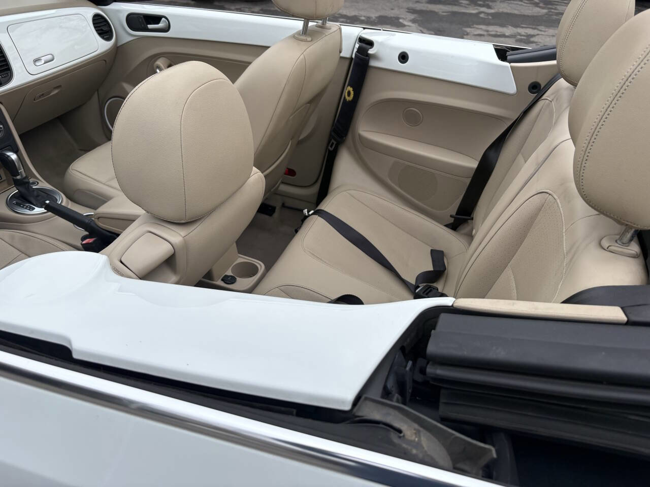 Used 2015 Volkswagen Beetle 1.8T FWD image 13