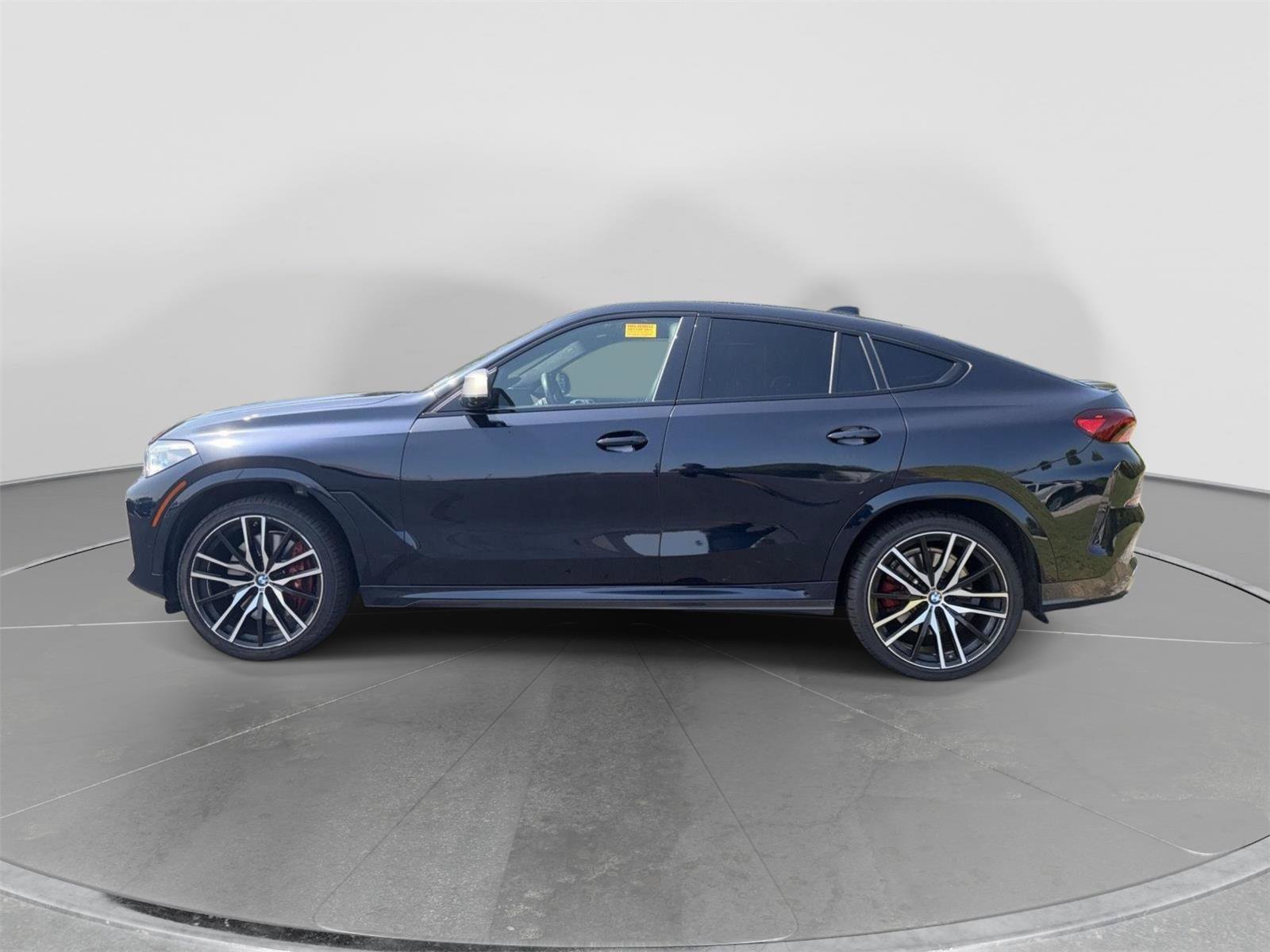Used 2021 BMW X6 M50i w/ Executive Package AWD/4WD image 2