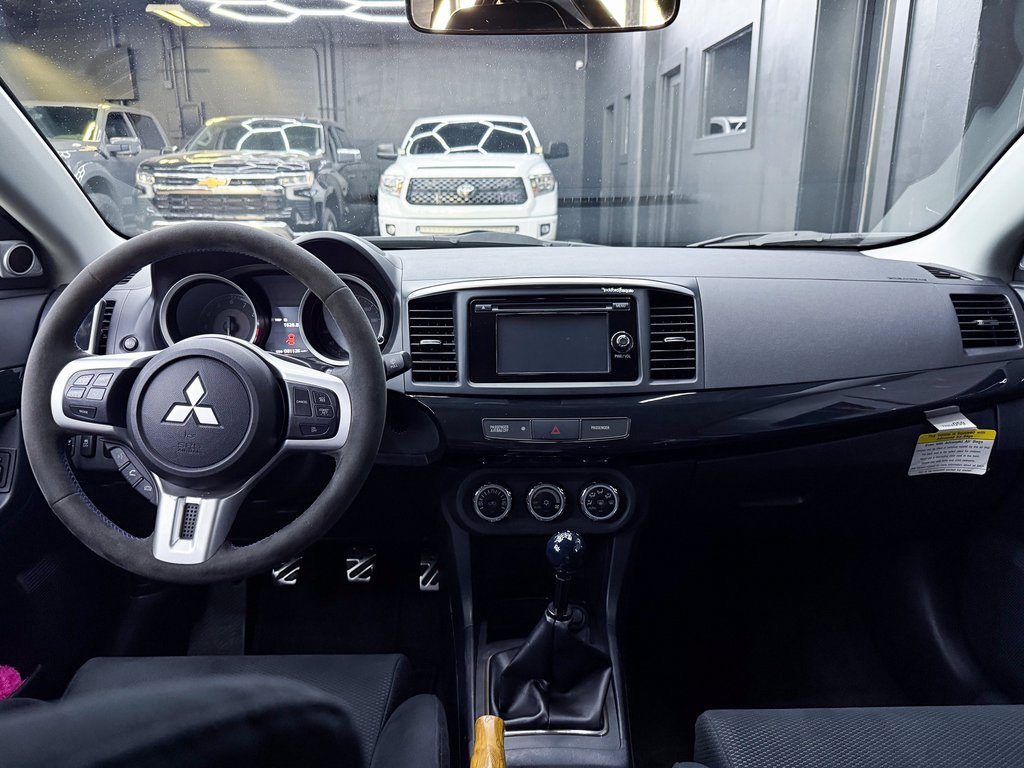 Used 2014 Mitsubishi Lancer Evolution GSR image 22