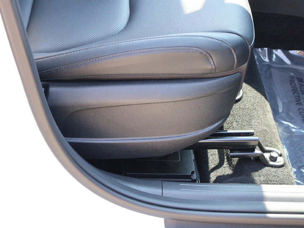Used 2025 Kia Sportage SX FWD image 9