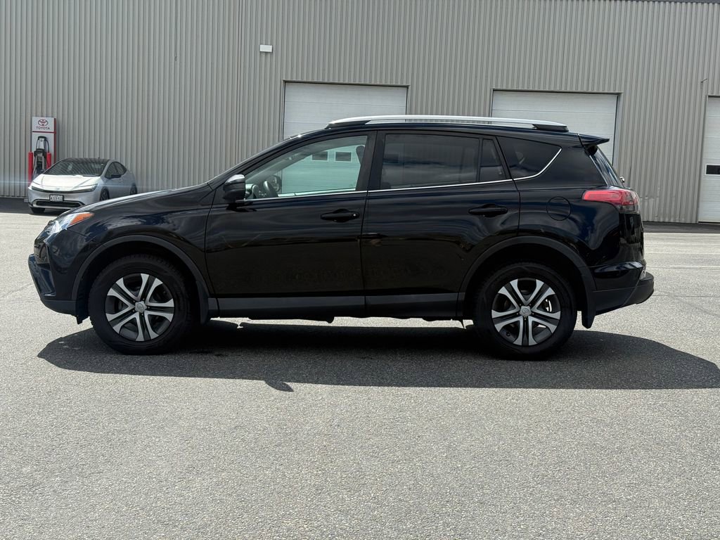 Used 2017 Toyota RAV4 LE w/ All Weather Liner Package AWD/4WD image 2
