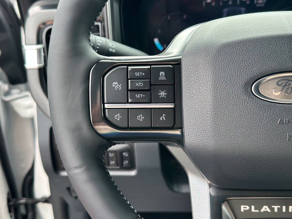 New 2026 Ford F350 Platinum w/ FX4 Off-Road Package AWD/4WD image 9