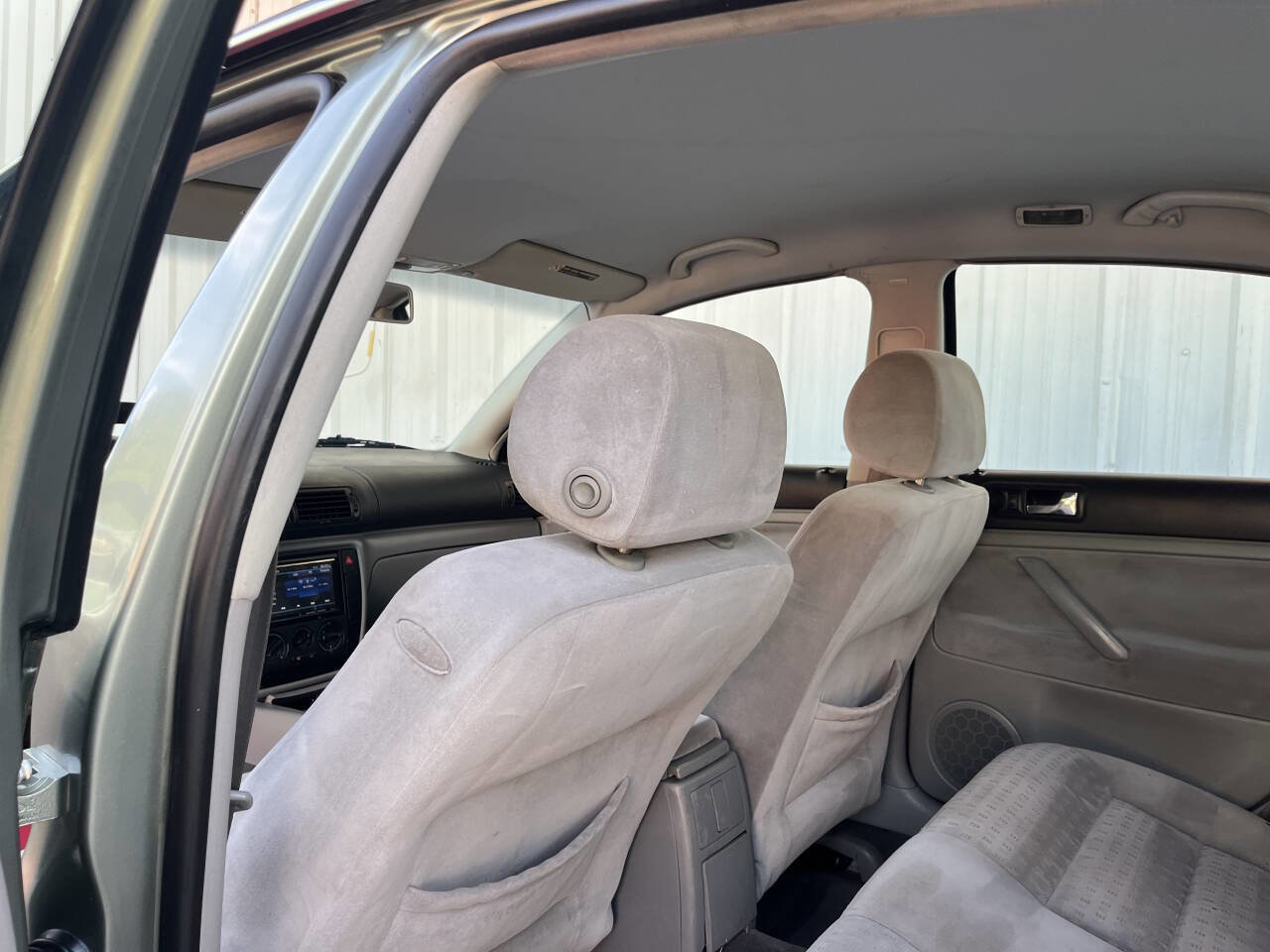 Used 2002 Volkswagen Passat GLS image 12