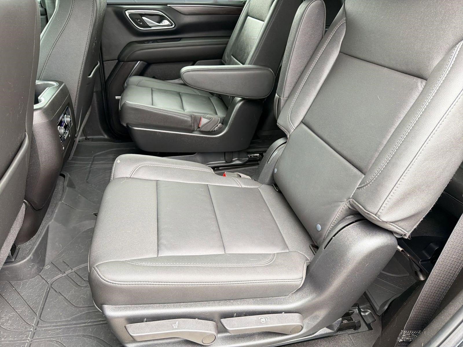 Used 2024 Chevrolet Tahoe LT w/ Luxury Package RWD image 14