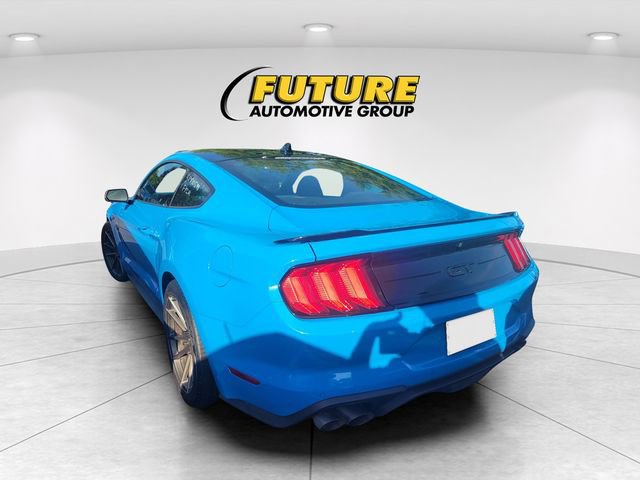 Used 2022 Ford Mustang GT w/ Equipment Group 301A RWD image 4