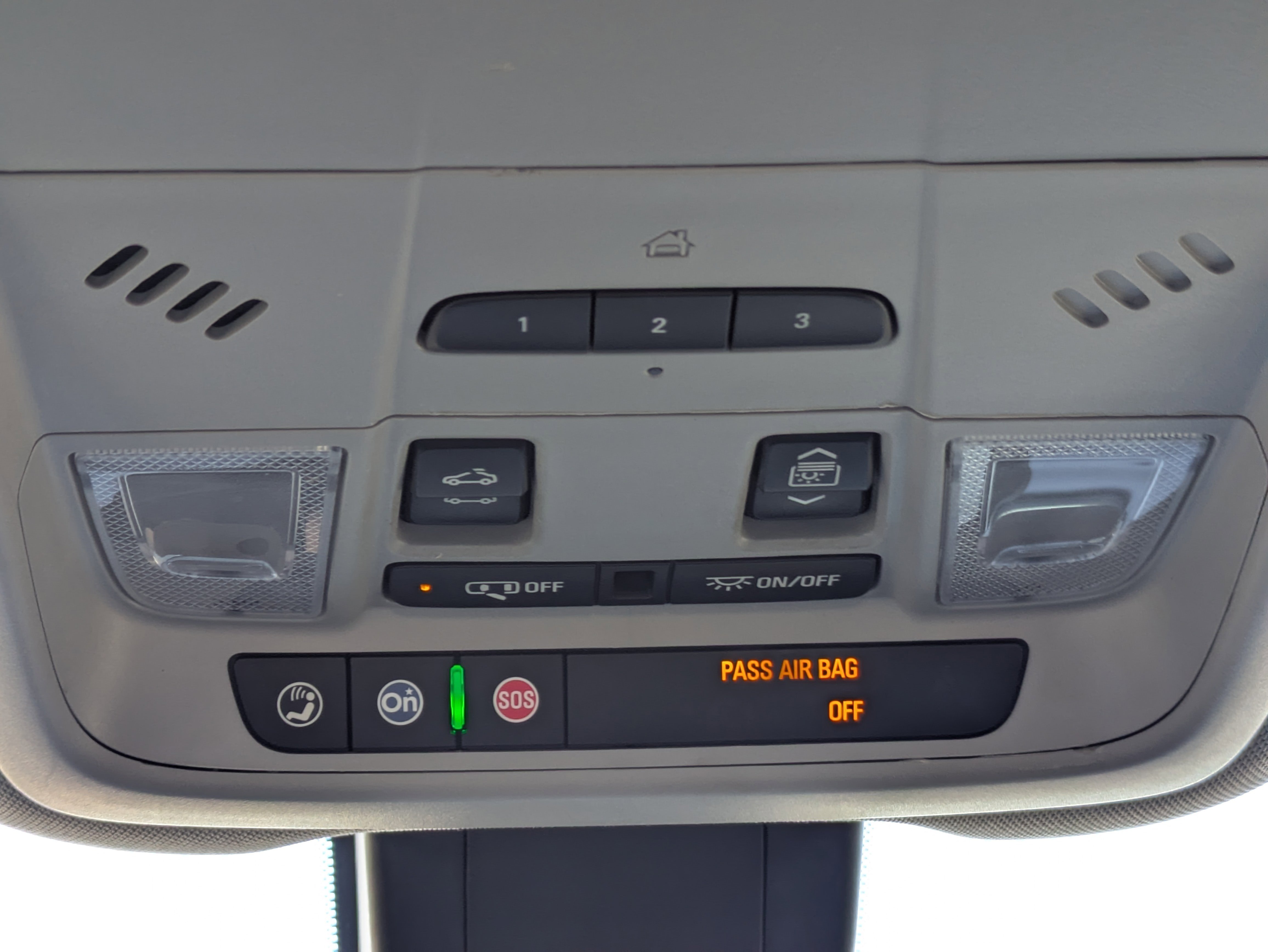 Certified 2018 Chevrolet Equinox Premier image 32