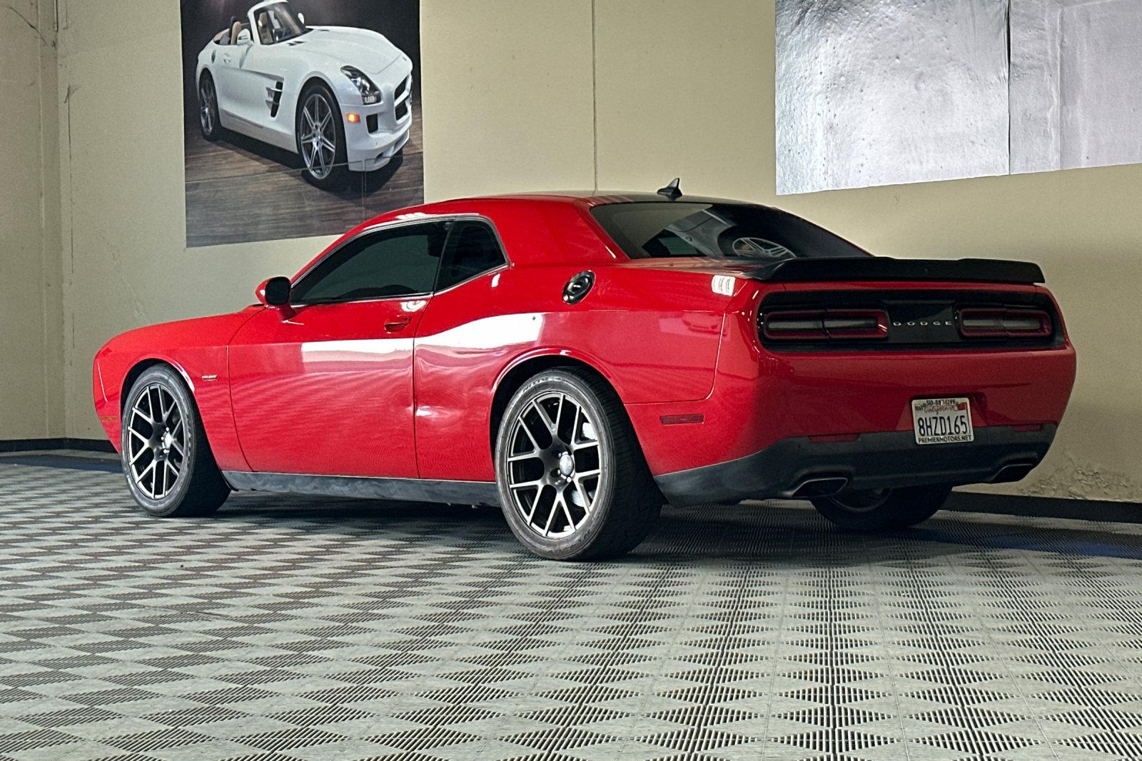 Used 2016 Dodge Challenger R/T Plus RWD image 6