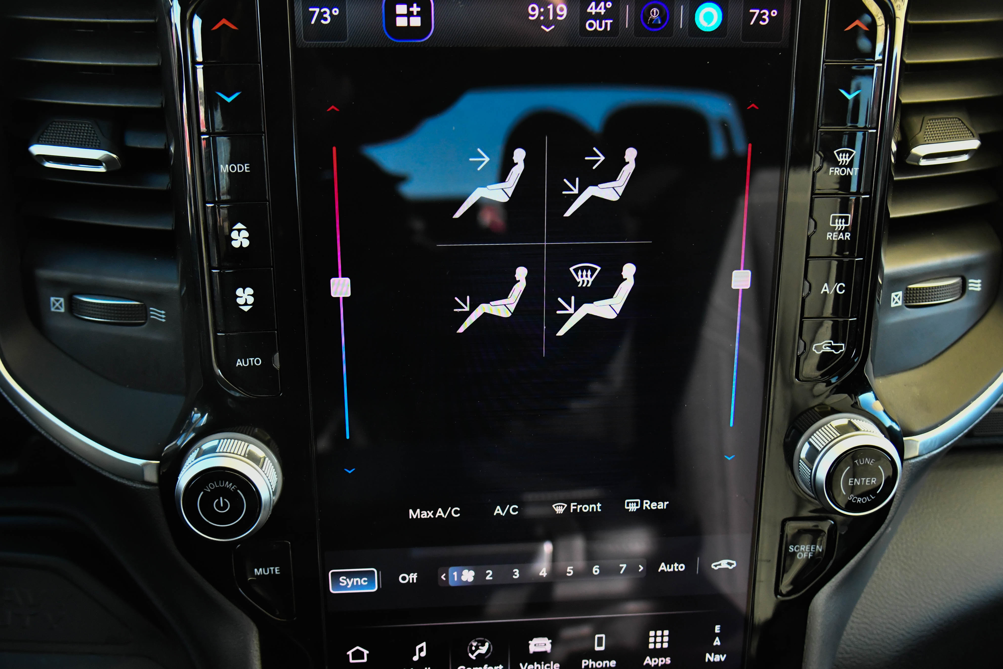 Used 2025 RAM 2500 Big Horn image 24