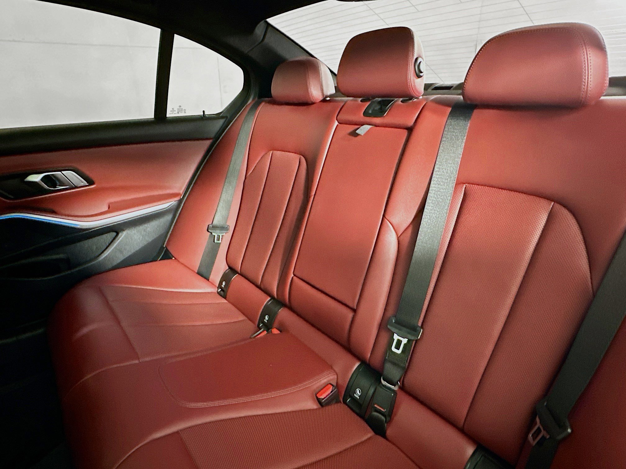 Used 2023 BMW 330e xDrive w/ M Sport Package image 23