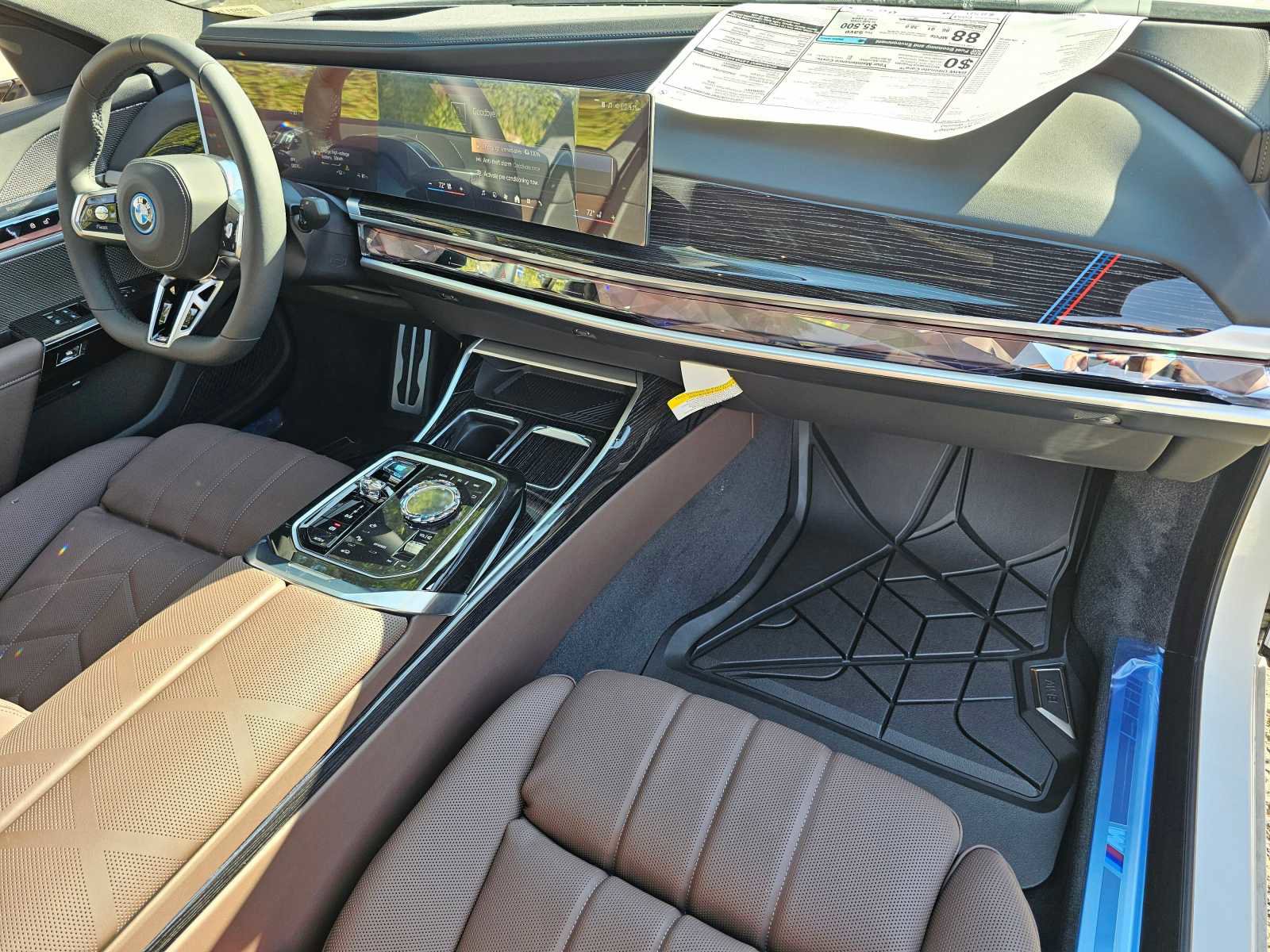 New 2024 BMW i7 xDrive60 image 11