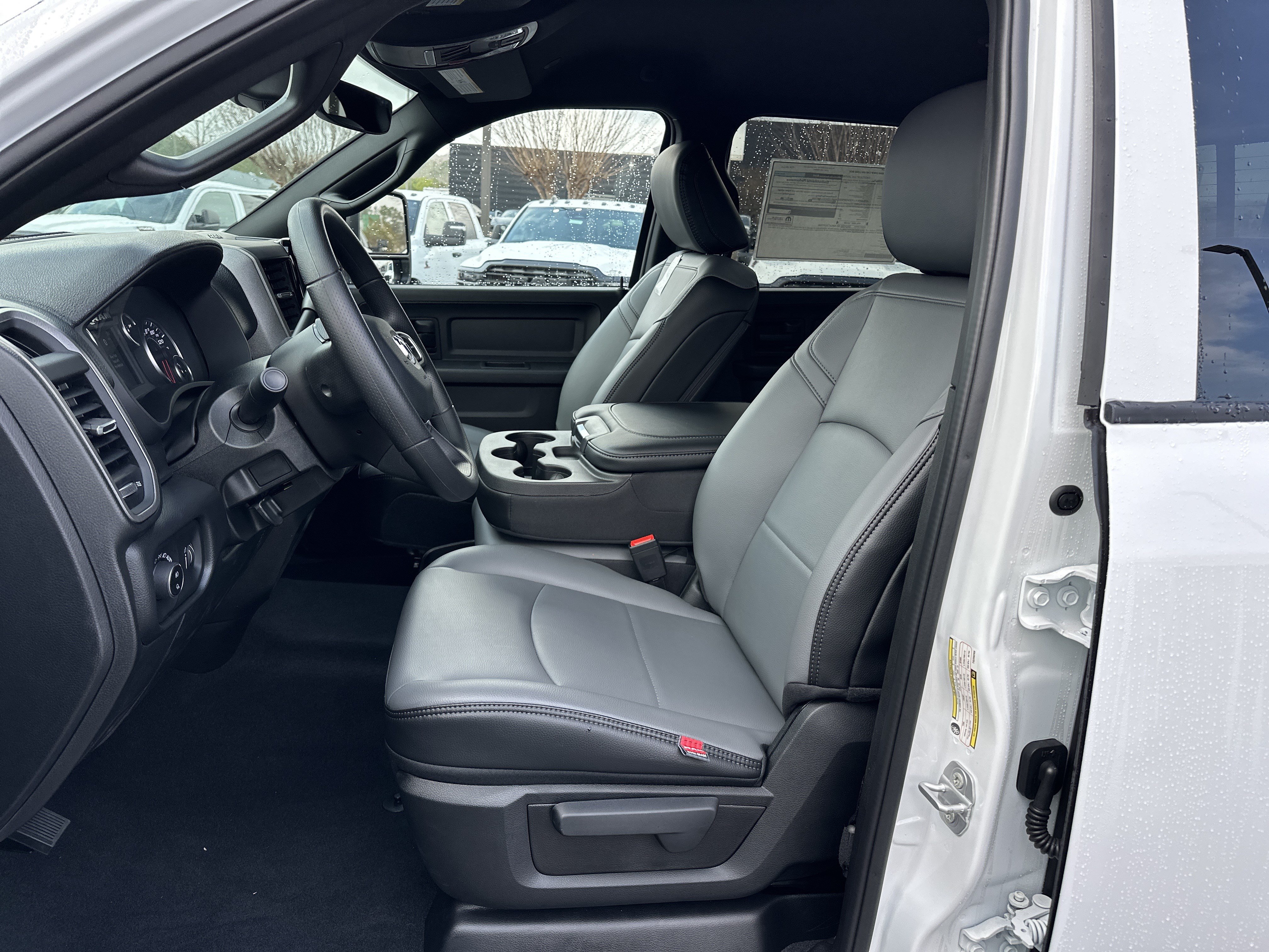 New 2026 RAM 2500 Tradesman AWD/4WD image 9