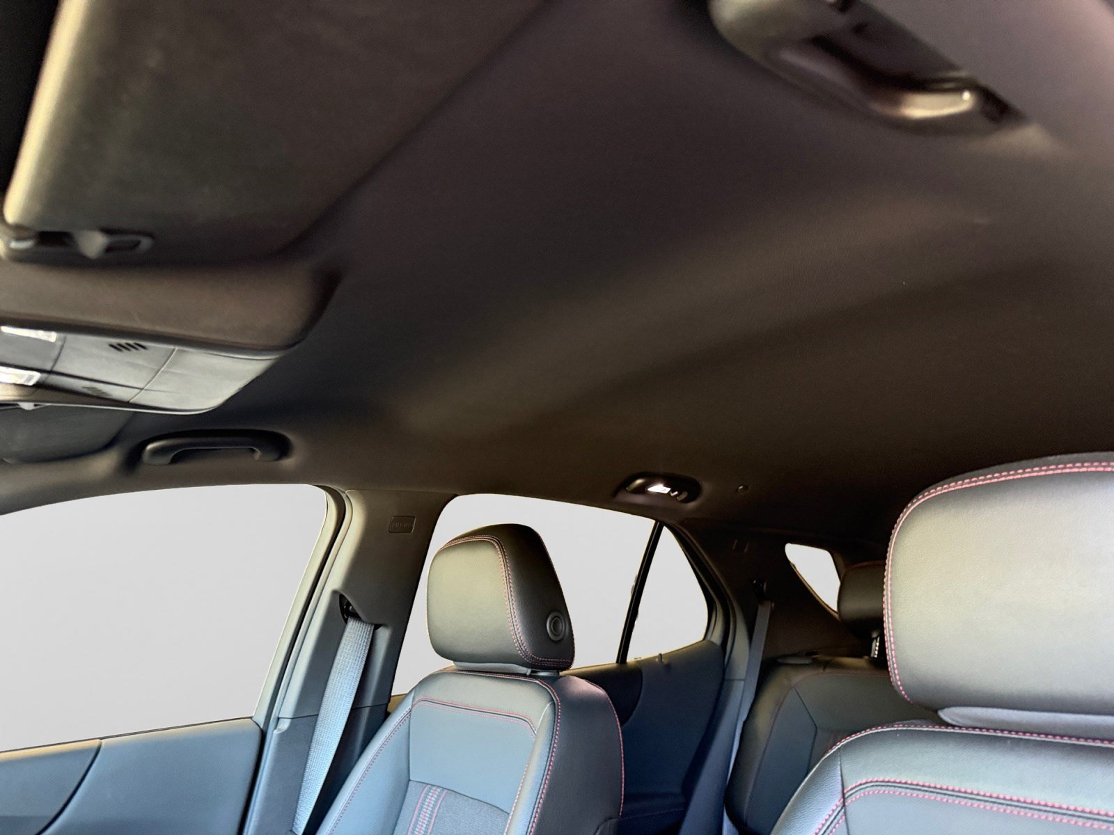 Used 2024 Chevrolet Equinox RS FWD image 22