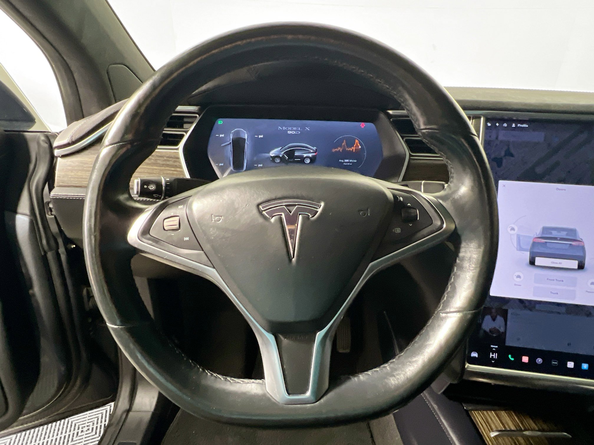 Used 2016 Tesla Model X 90D image 17