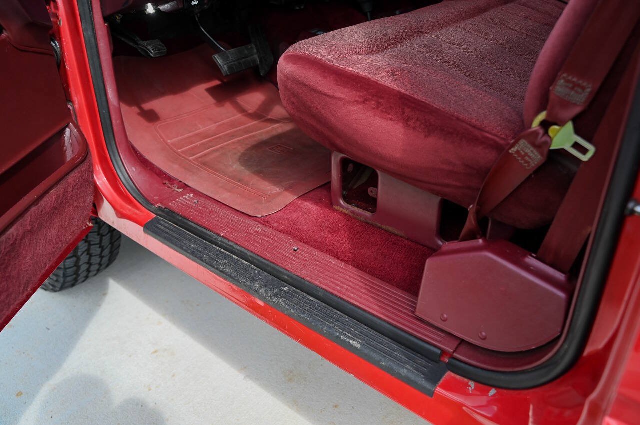 Used 1989 Chevrolet Silverado 1500 4x4 Regular Cab image 74