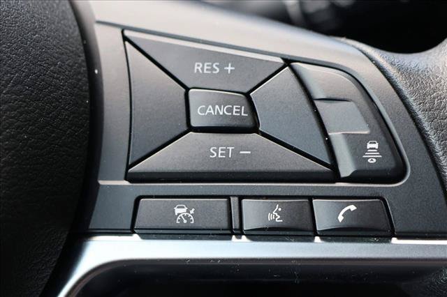 Used 2024 Nissan Sentra SV FWD image 16