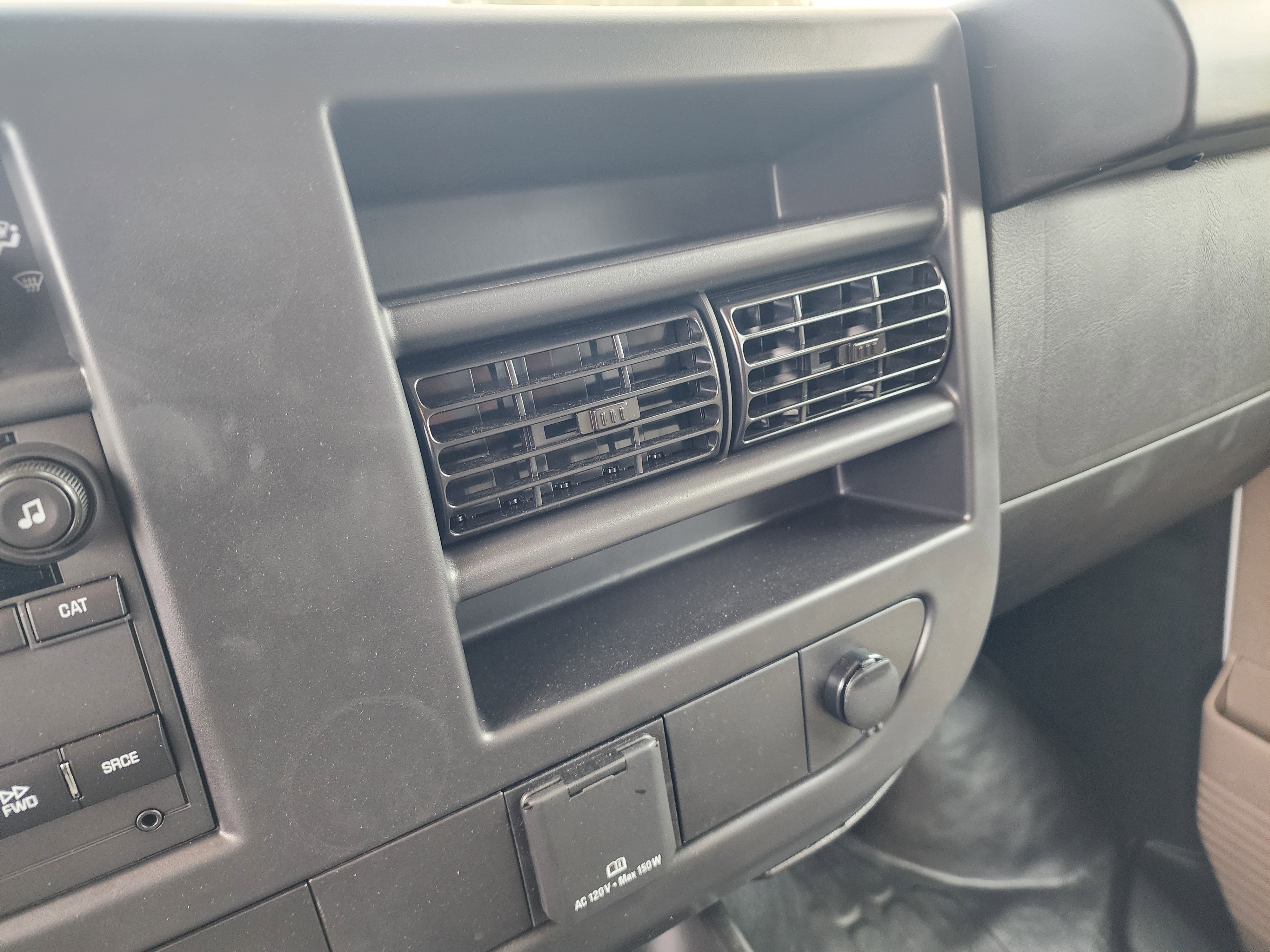 New 2025 Chevrolet Express 3500 w/ Power Convenience Package image 37