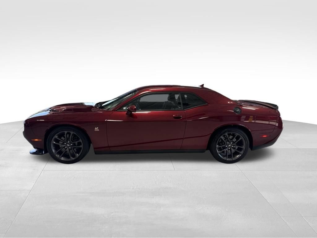 Used 2022 Dodge Challenger R/T Scat Pack RWD image 2