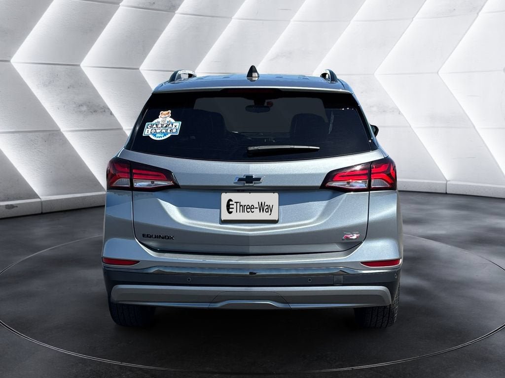 Certified 2023 Chevrolet Equinox RS FWD image 4