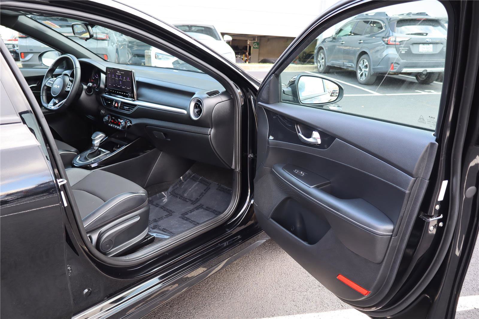 Certified 2024 Kia Forte GT-Line w/ GT-Line Premium Package image 27