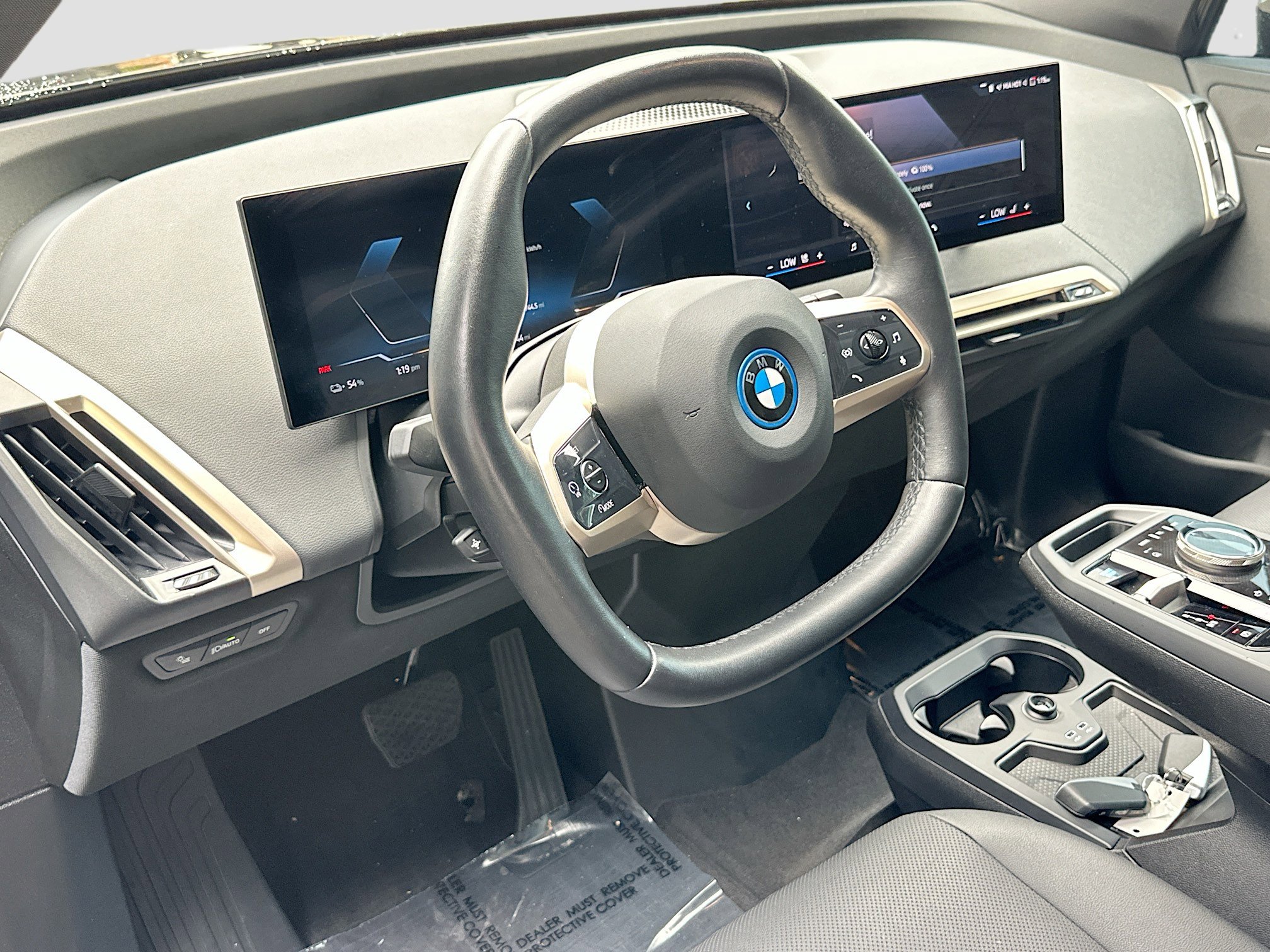 Certified 2025 BMW iX xDrive50 image 9