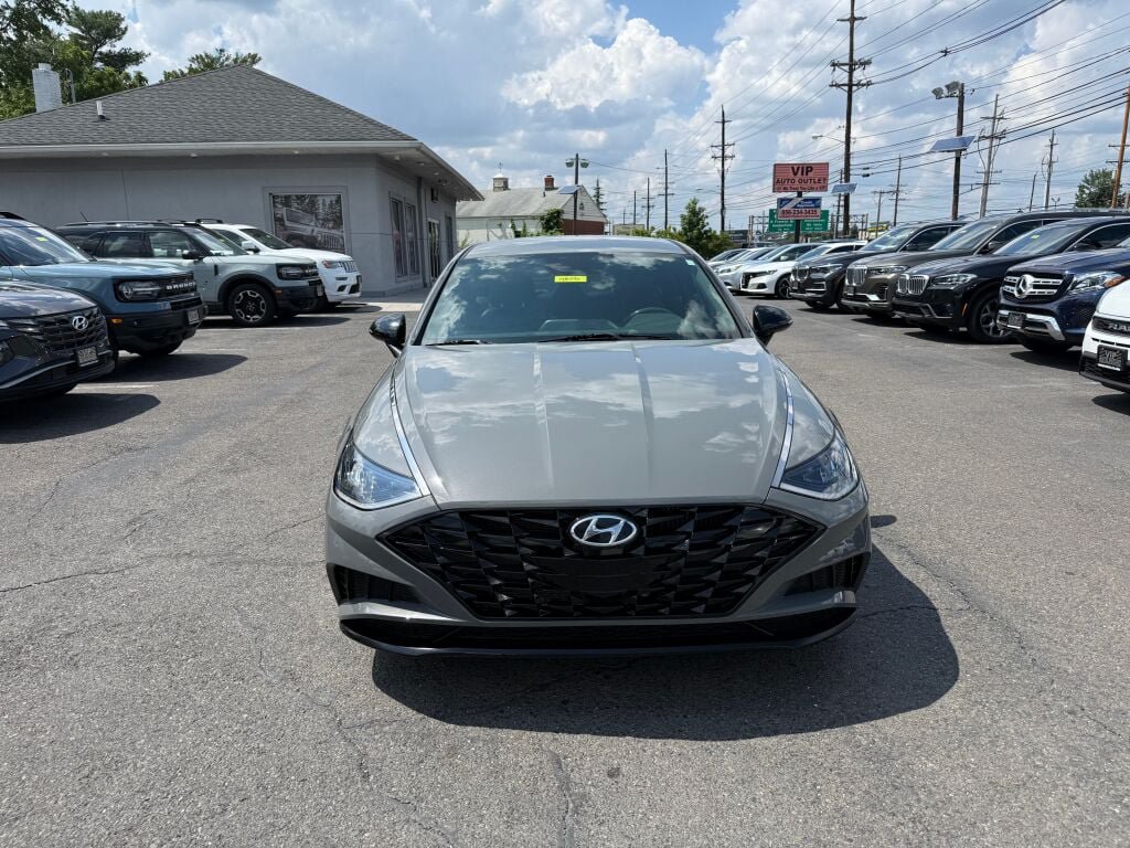 Used 2021 Hyundai Sonata SEL Plus FWD image 2