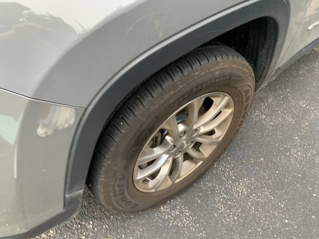 Certified 2021 Jeep Cherokee Latitude Lux AWD/4WD image 3