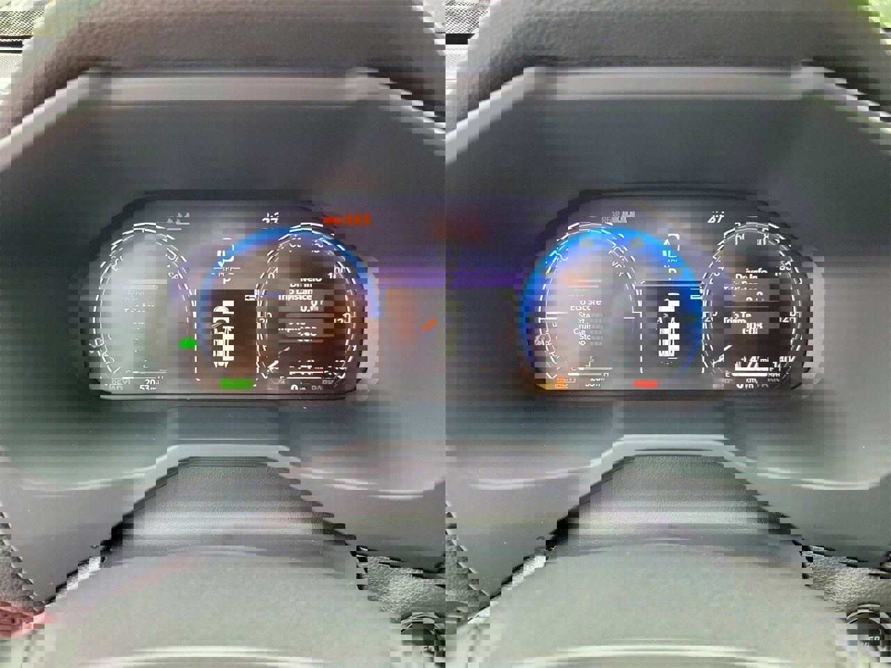 Used 2025 Toyota RAV4 Limited image 22