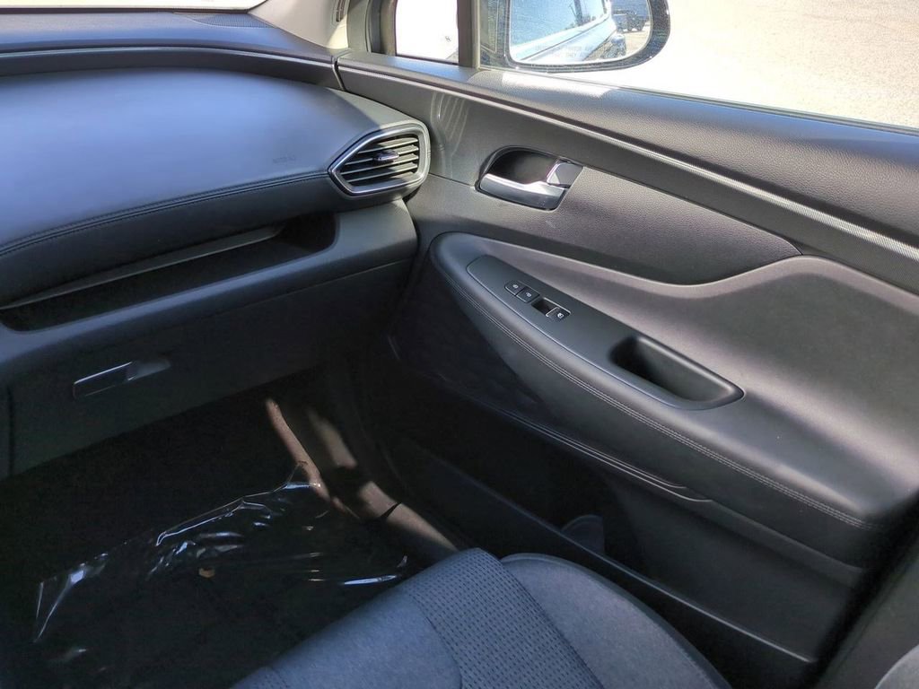 Used 2023 Hyundai Santa Fe SEL image 17