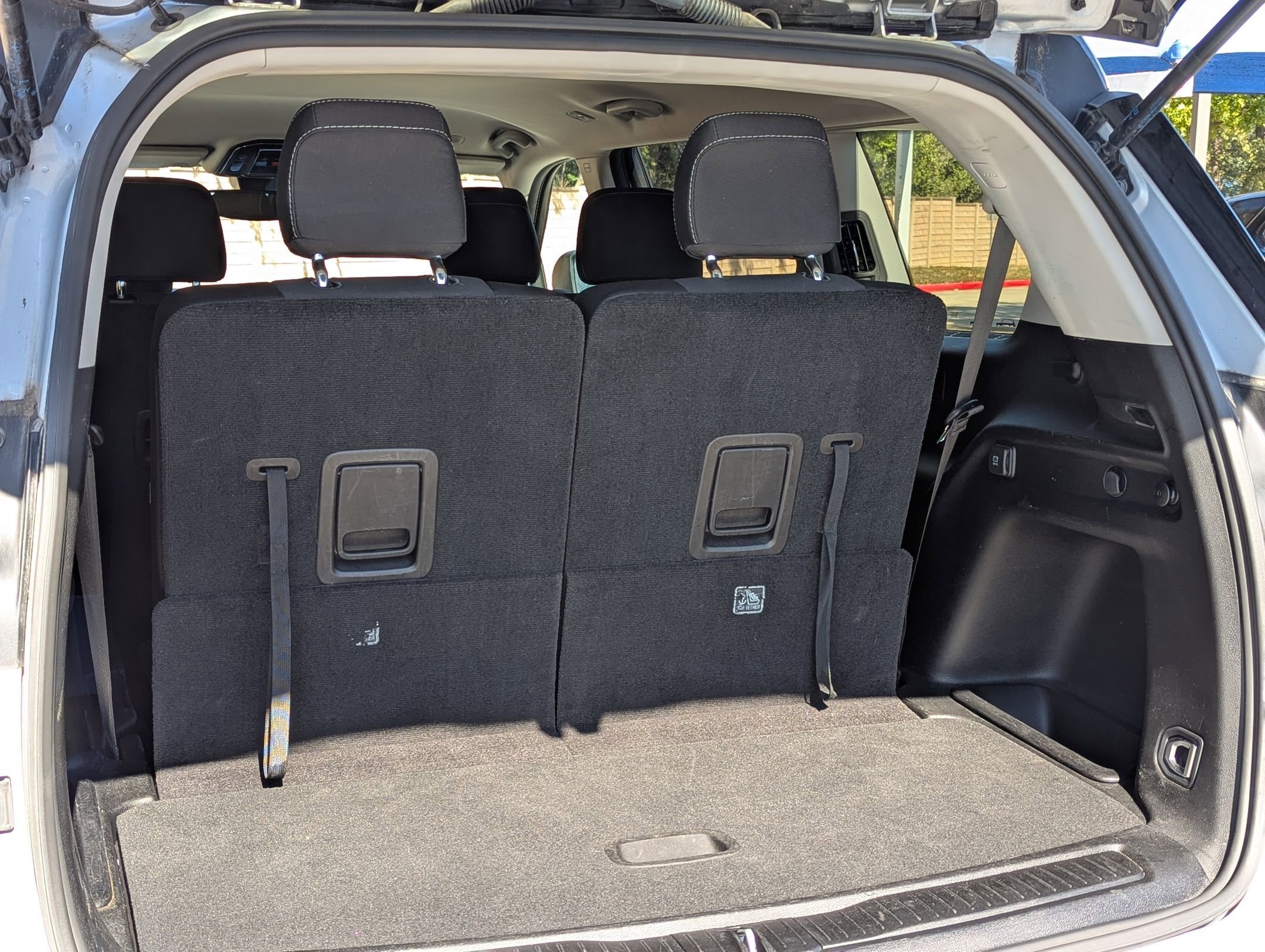 Used 2023 Jeep Grand Cherokee L Laredo image 24