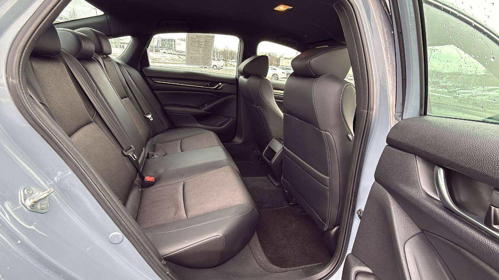 Used 2022 Honda Accord Sport image 19