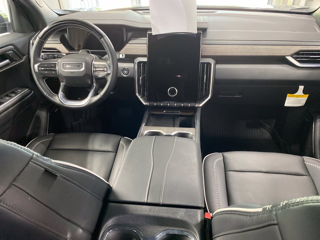 Used 2026 GMC Acadia Denali w/ Super Cruise Package AWD/4WD image 2