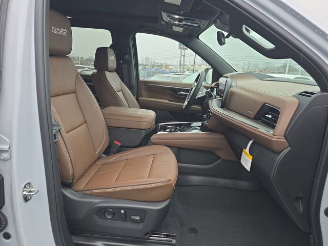 New 2026 Chevrolet Suburban High Country w/ Sun And Tow Package image 26