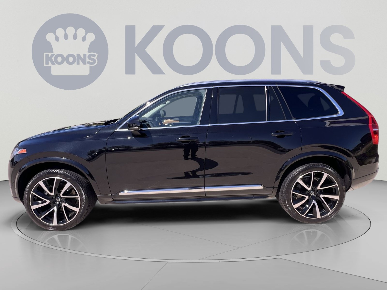 Used 2023 Volvo XC90 B6 Plus w/ Protection Package AWD/4WD image 2