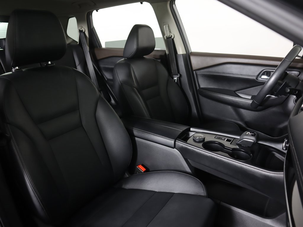 Used 2023 Nissan Rogue SL w/ SL Premium Package image 33