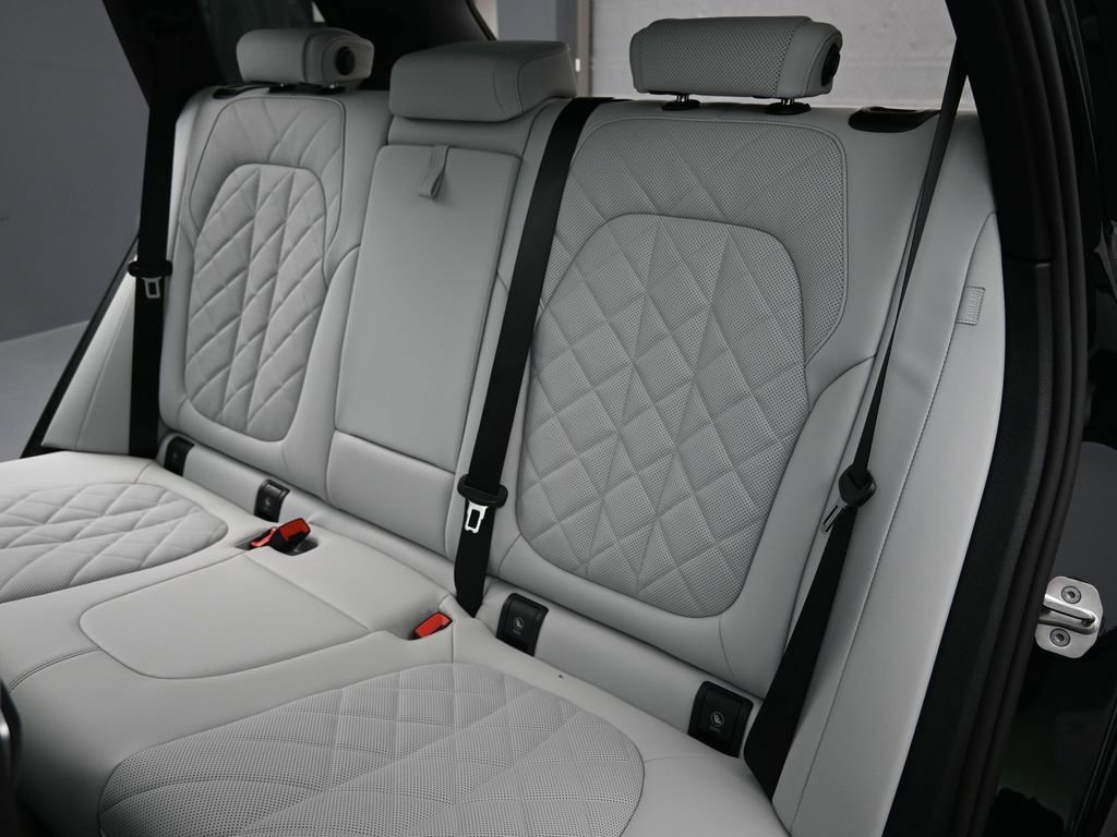 New 2026 BMW X5 xDrive50e w/ M Sport Package AWD/4WD image 36