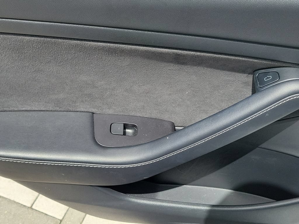 Used 2021 Tesla Model 3 Standard Range Plus RWD image 8