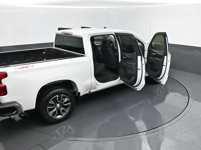 Used 2023 Chevrolet Silverado 1500 LT AWD/4WD image 27