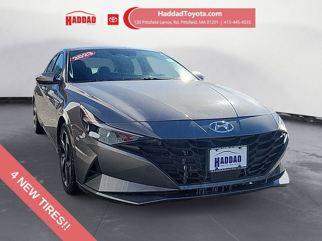 Used 2023 Hyundai Elantra SEL w/ Convenience Package image 7
