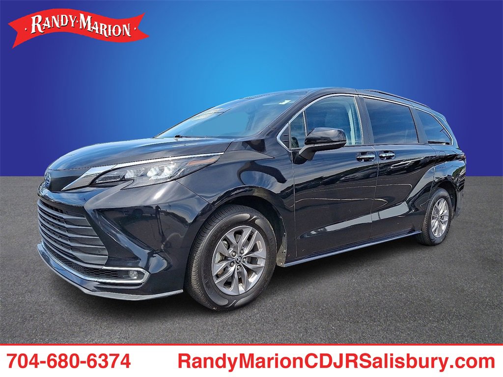 Used 2024 Toyota Sienna XLE