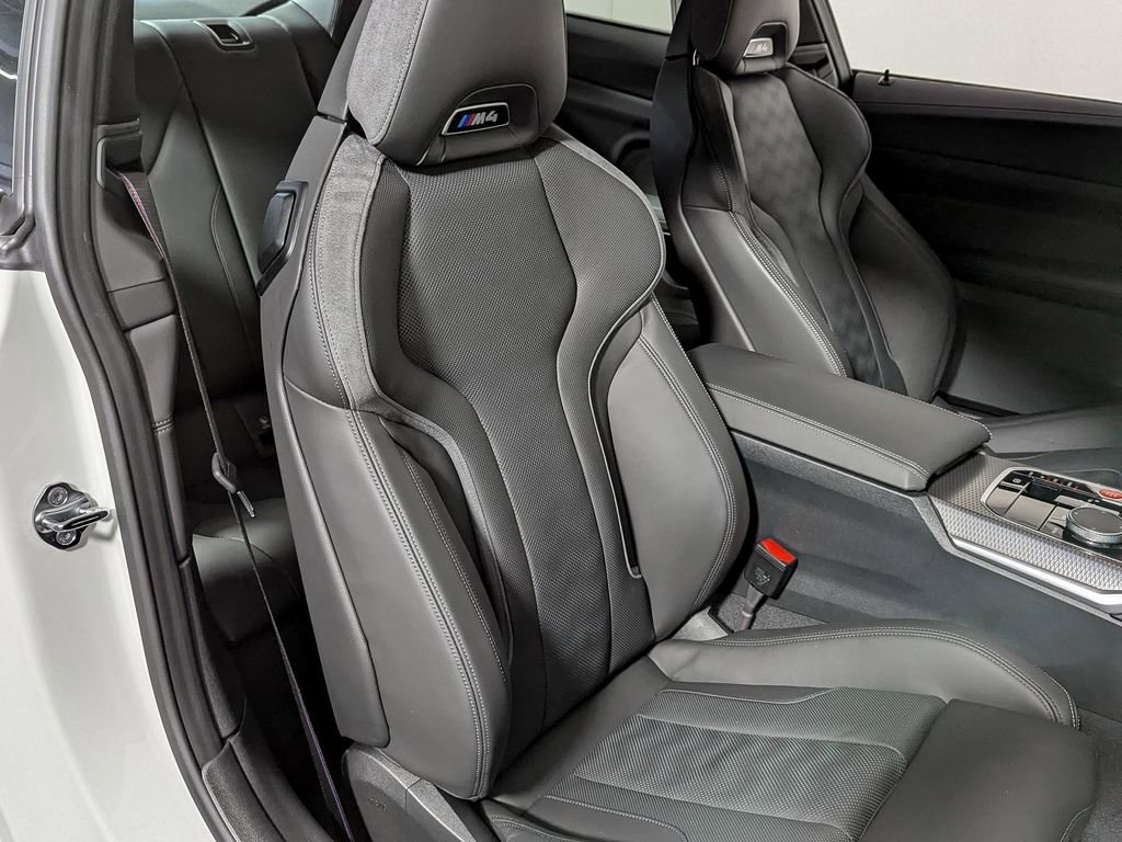 Used 2025 BMW M4 xDrive Competition w/ Executive Package image 29