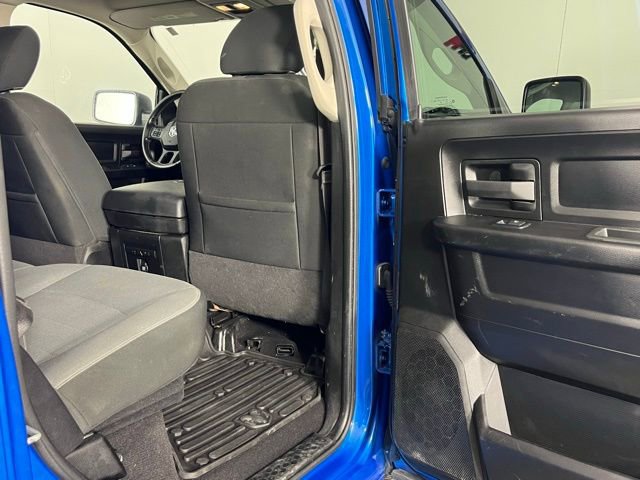 Used 2022 RAM 1500 Express w/ Wheel & Sound Group image 25