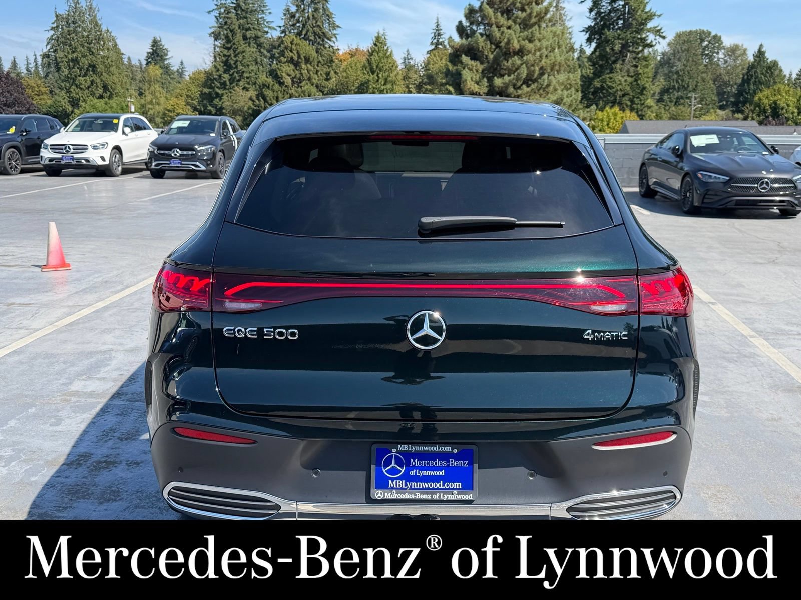 Used 2023 Mercedes-Benz EQE 500 4MATIC SUV image 7
