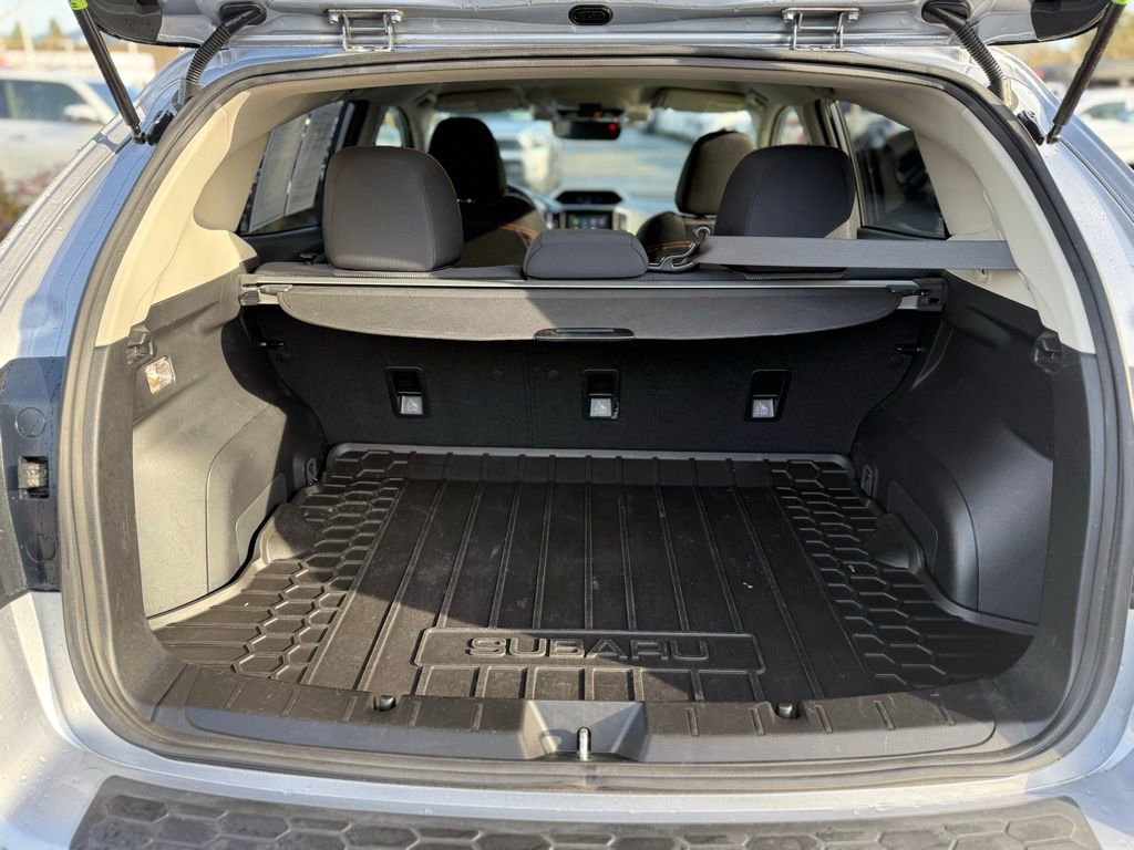 Used 2023 Subaru Crosstrek 2.0i Premium image 11