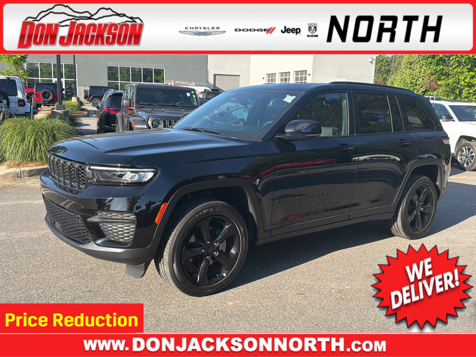 Used 2025 Jeep Grand Cherokee Altitude AWD/4WD image 1