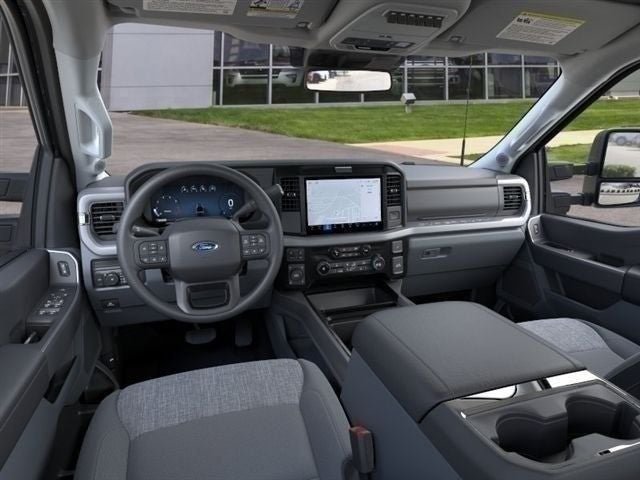 New 2026 Ford F350 XLT w/ XLT Premium Package AWD/4WD image 9
