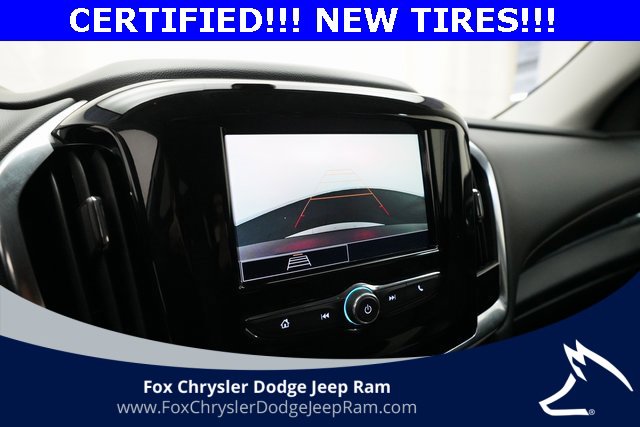 Used 2021 Chevrolet Traverse LS image 19