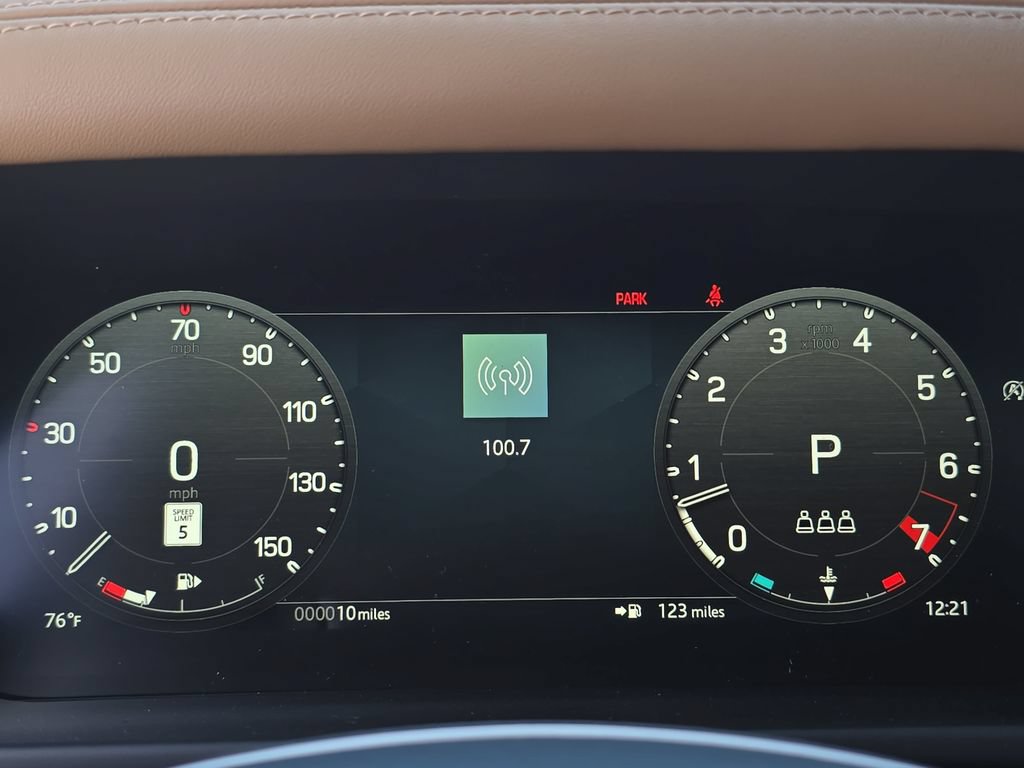 New 2026 Land Rover Defender 110 S AWD/4WD image 19