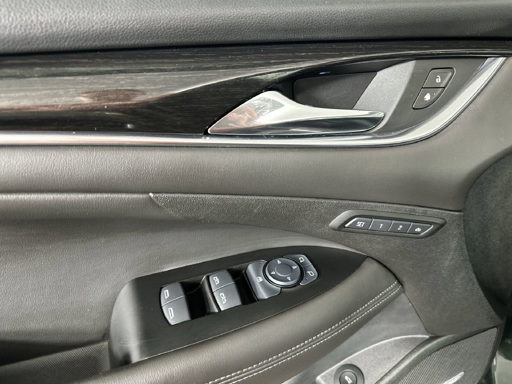 Certified 2017 Buick LaCrosse Essence w/ Sights and Sounds Package FWD image 25