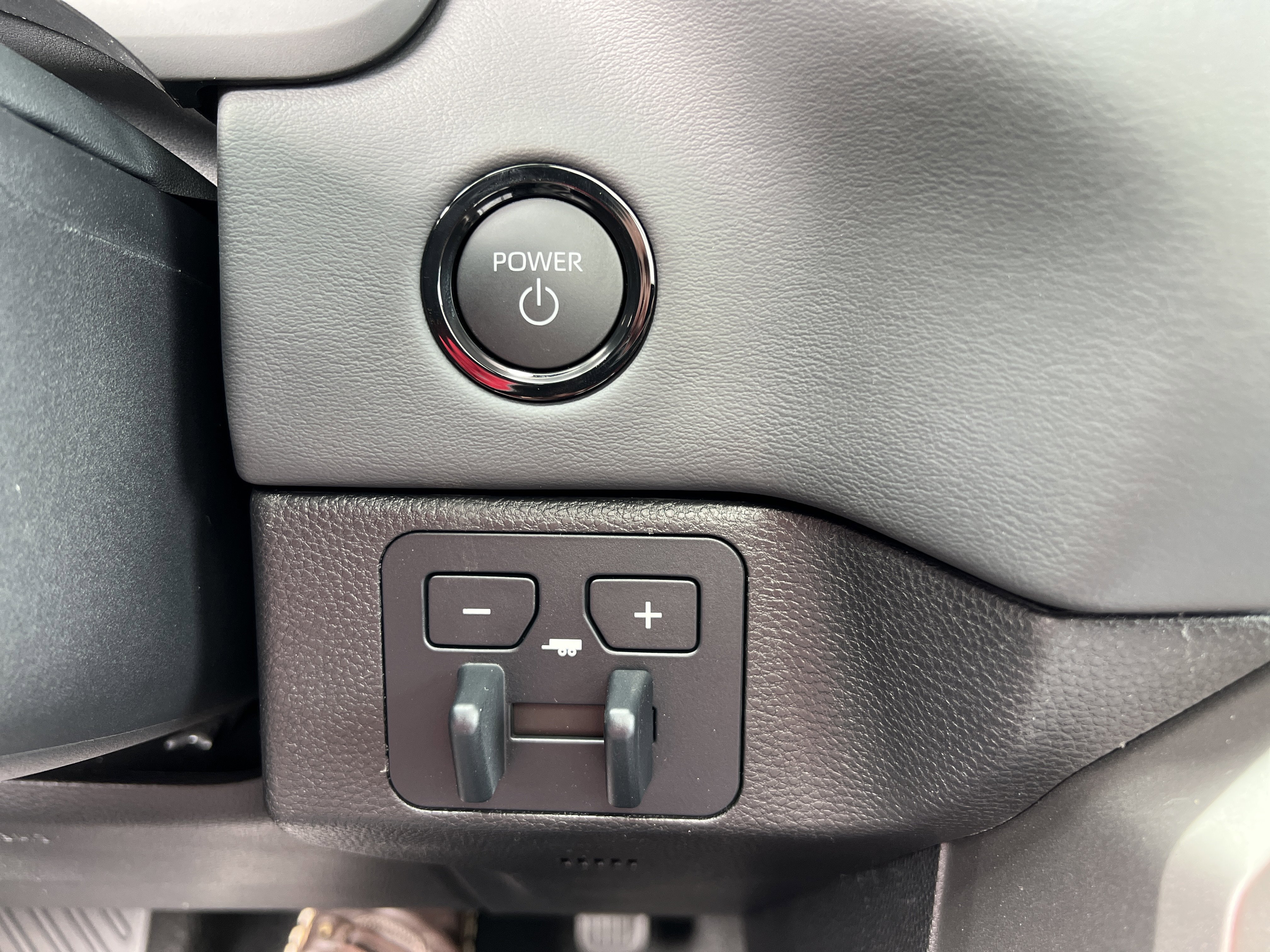 New 2026 Toyota Sequoia Platinum image 31