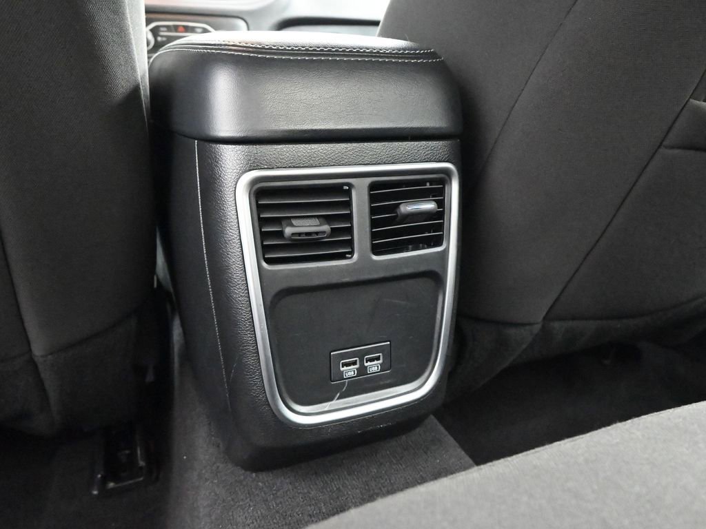 Used 2023 Dodge Charger SXT image 12